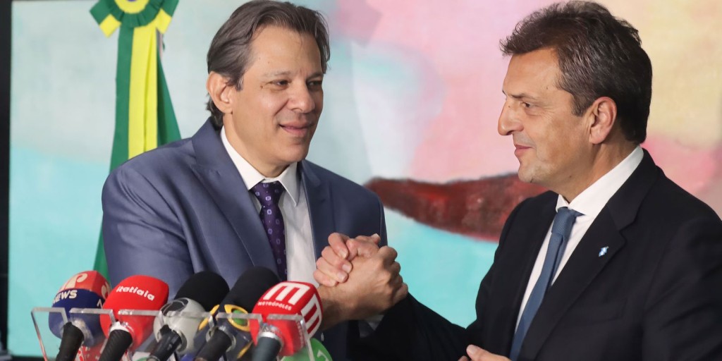 Brasil e Argentina negociam acordo de U$S 600 milhões para exportações