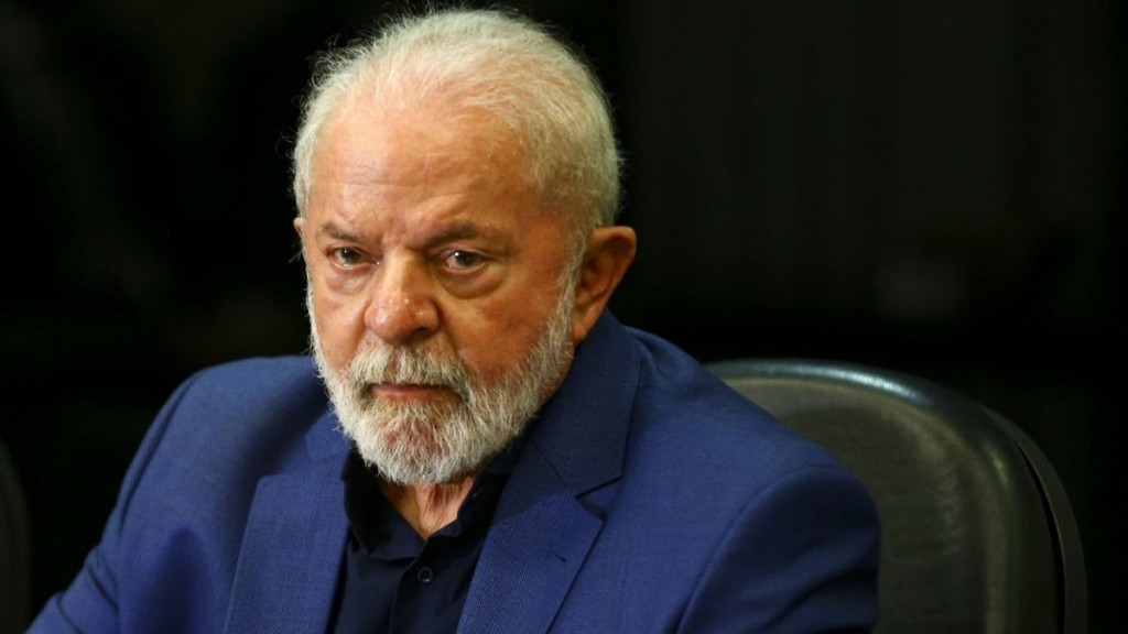 'Não há explicação para termos os juros mais altos do mundo', diz Lula