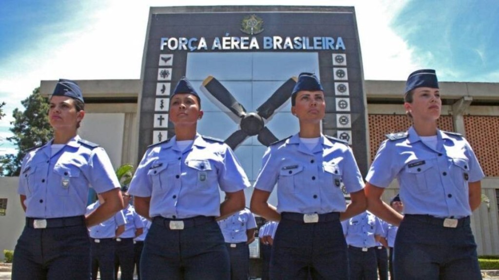 Aeronáutica abre 225 vagas de concurso para nível médio