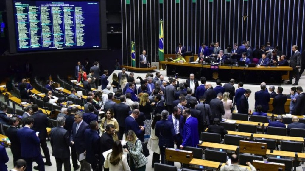 Reforma tributária: maioria do mercado avalia proposta como positiva