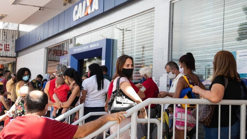 Justiça proíbe Caixa de penhorar milhas aéreas