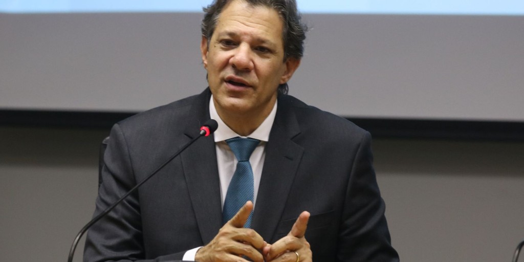 "Há coleção de fatores para a queda dos juros", diz Haddad