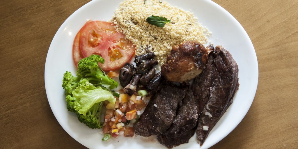 Salada pronta pode ter bactérias causadoras de infecções alimentares