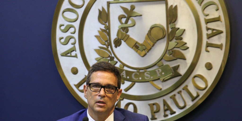 Presidente do Banco Central vê curva "benigna" de inflação