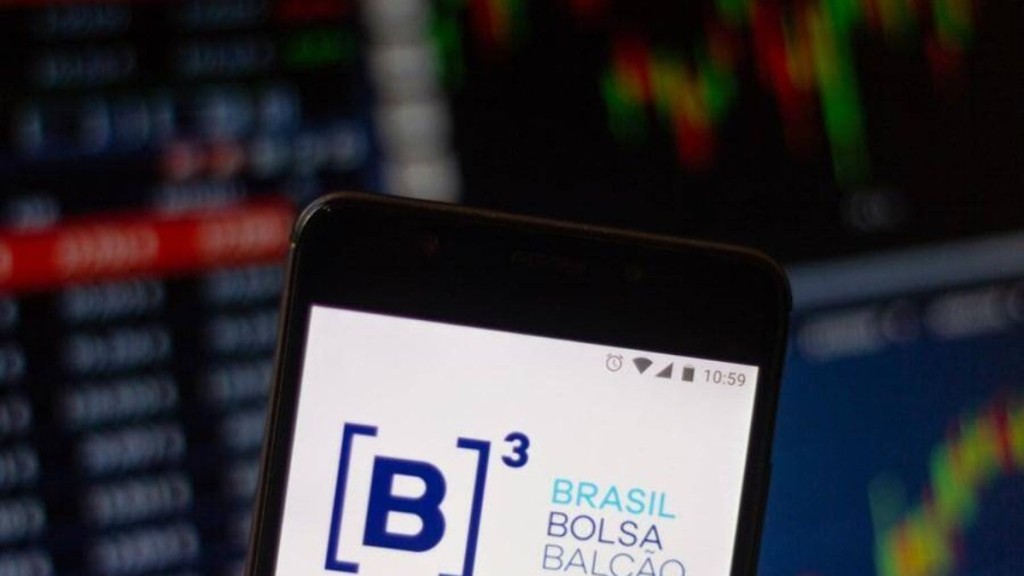 Bolsa fecha no maior nível desde novembro e dólar cai para R$ 4,91