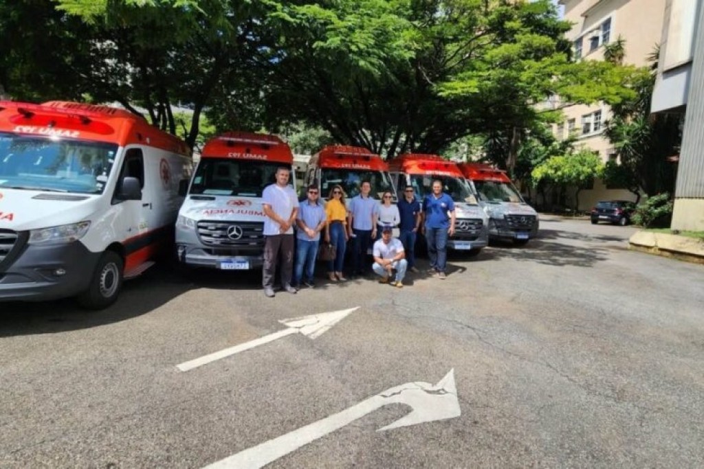 Samu Norte recebe sete ambulâncias