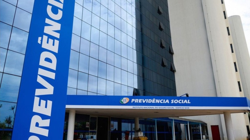 Governo oficializa retomada do bônus de produtividade do INSS