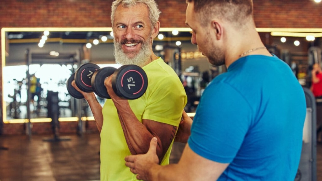 Entenda as causas das manchas roxas após o treino de musculação