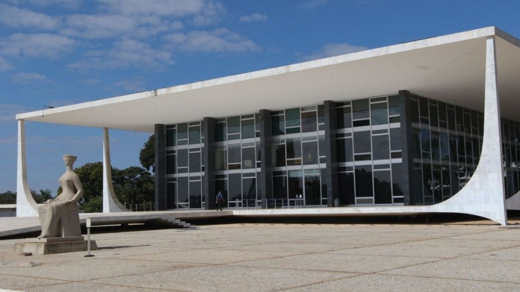 STF vai julgar vínculo trabalhista entre motoristas e aplicativos