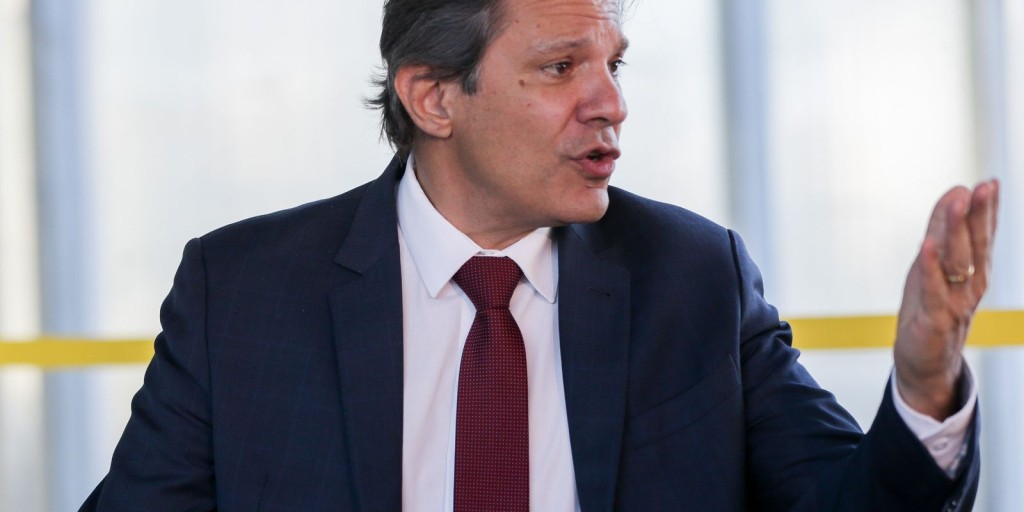 Haddad espera que reforma tributária passe com facilidade pelo Senado