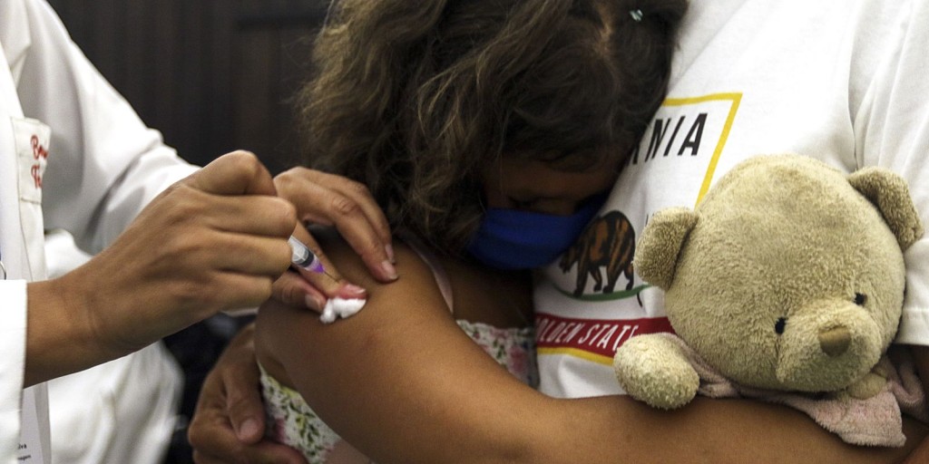 Saúde reforça importância da vacinação infantil contra a covid-19