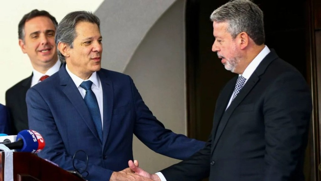 Reforma tributária é golpe no patrimonialismo brasileiro, diz Haddad