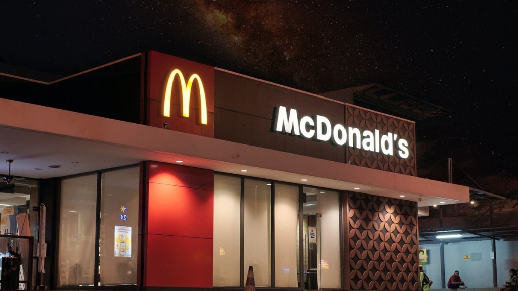 McDonald's é multado em R$ 2 milhões por colocar adolescentes em risco