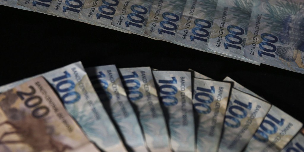 Arrecadação é recorde em abril e maio e chega a R$ 962,5 bi no ano