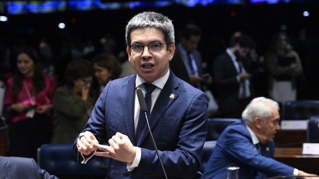Arcabouço fiscal: líder do governo pede mudança no cálculo da inflação