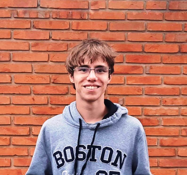 Filho de machadense, universitário de Botucatu desenvolve site CoronaBrasil