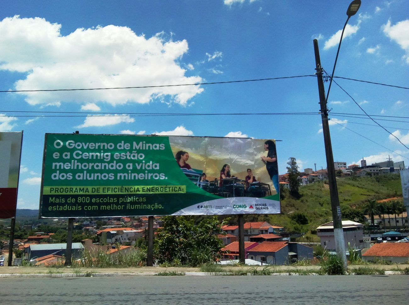 VEREADOR MESSIAS MELÃO AFIRMA QUE CEMIG É UMA EMPRESA IRRESPONSÁVEL