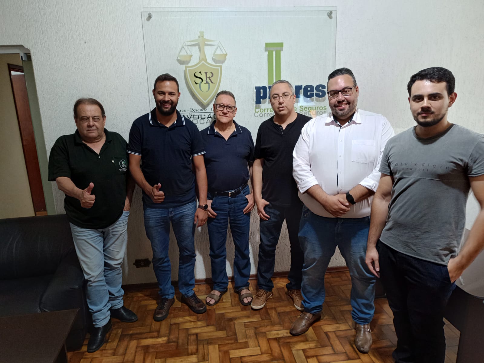Prefeito Maycon Willian reúne-se com Executiva Municipal do PSDB