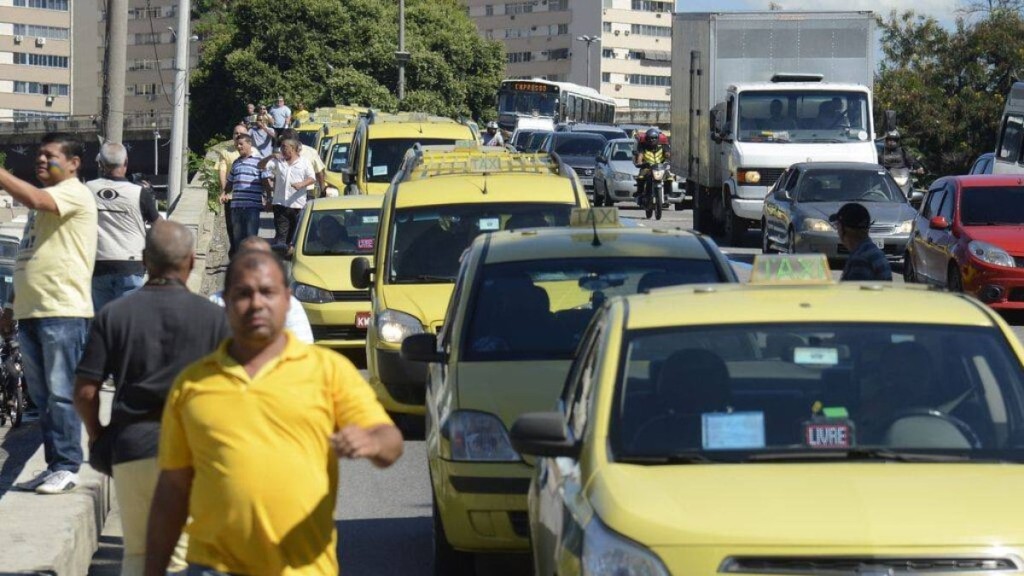 CGU aponta indício de irregularidade em 75% do valor do Auxílio Táxi