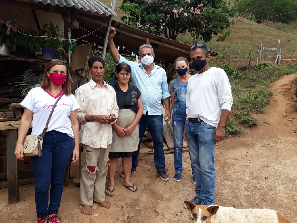 EM CAMPANHA, ANA MARIA VISITA COMUNIDADE RURAL DO BAIRRO CONCEIÇÃO