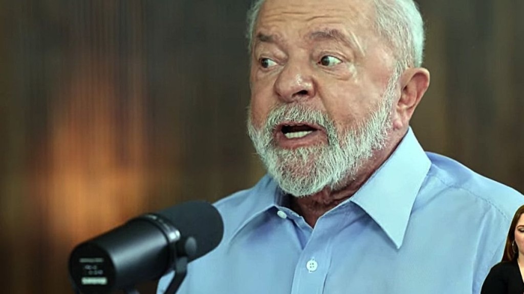Lula diz que Campos Neto precisa explicar manutenção dos juros