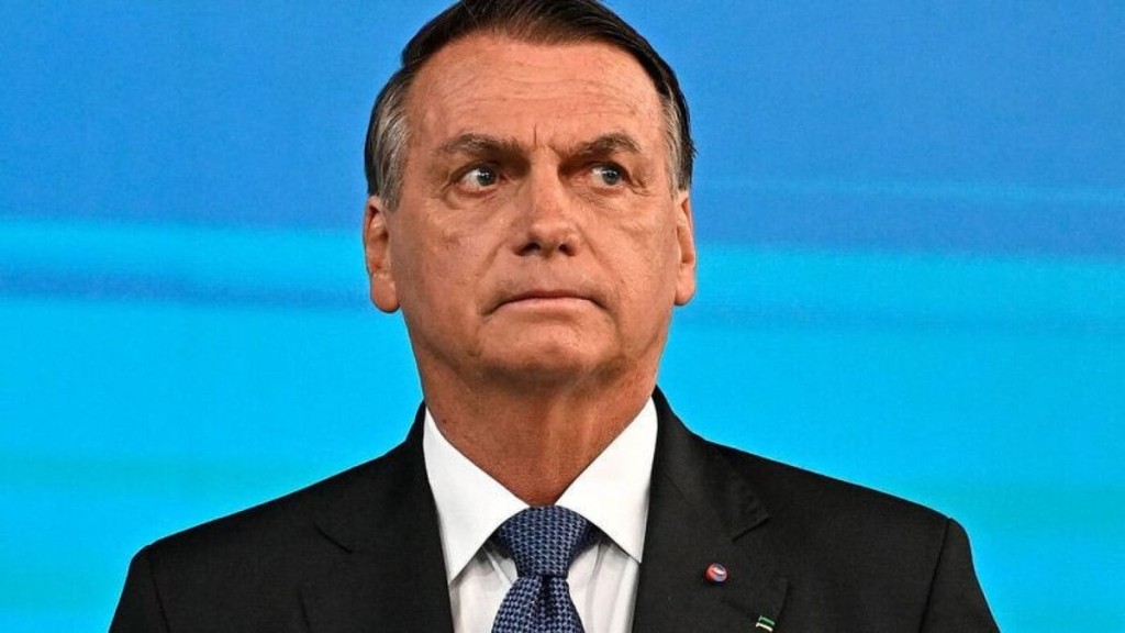 CGU encontra 'distorções contábeis' de R$ 202 bi de Bolsonaro
