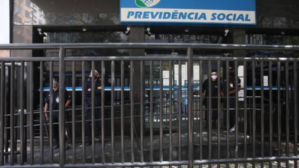 Consignado do BPC volta, mas ainda precisa de regulamentação do INSS