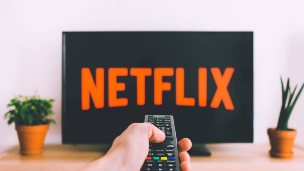 Procon pode acabar com a taxa extra da Netflix? Especialista explica