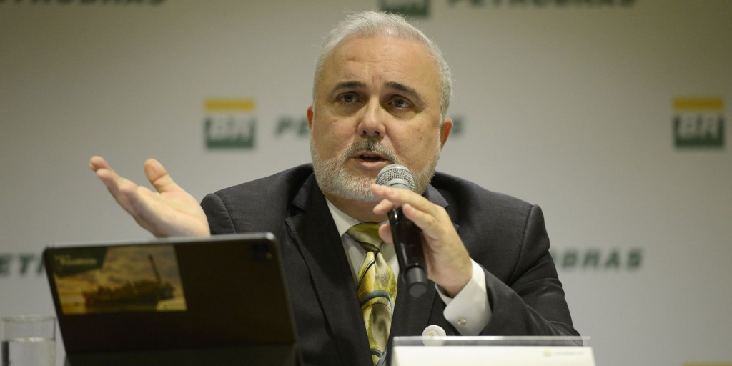 Prates: Queda em resultado da Petrobras não se deve à nova política