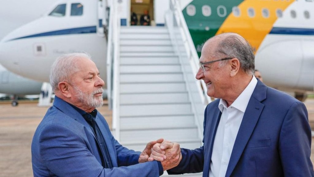 Carros: Lula libera hoje mais R$ 300 milhões em descontos, diz Alckmin