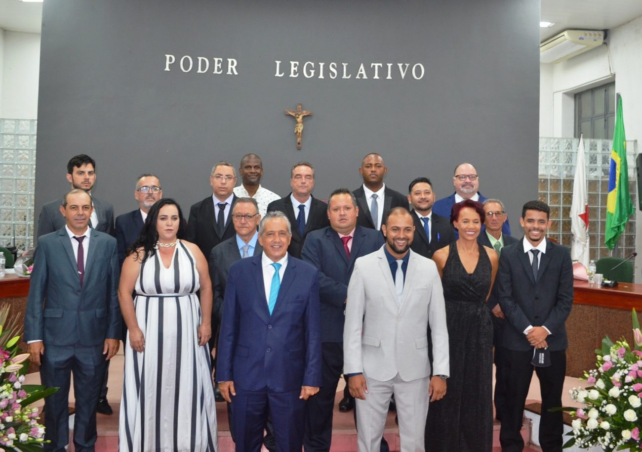 NOVOS VEREADORES TOMAM POSSE PARA INÍCIO DA LEGISLATURA 2021/2024