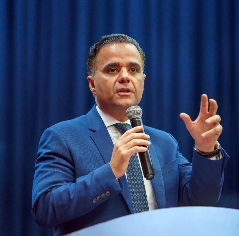 Presidente da Caixa de Assistência dos Advogados recebe Título de Cidadão Machadense