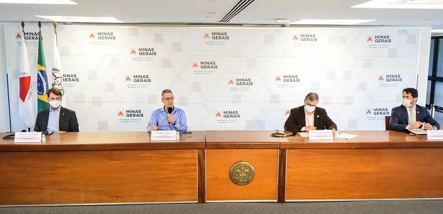 GOVERNO DE MINAS PEDE QUE AS PESSOAS FIQUEM EM CASA. PICO DA COVID-19, NO ESTADO, SERÁ EM 30 DIAS