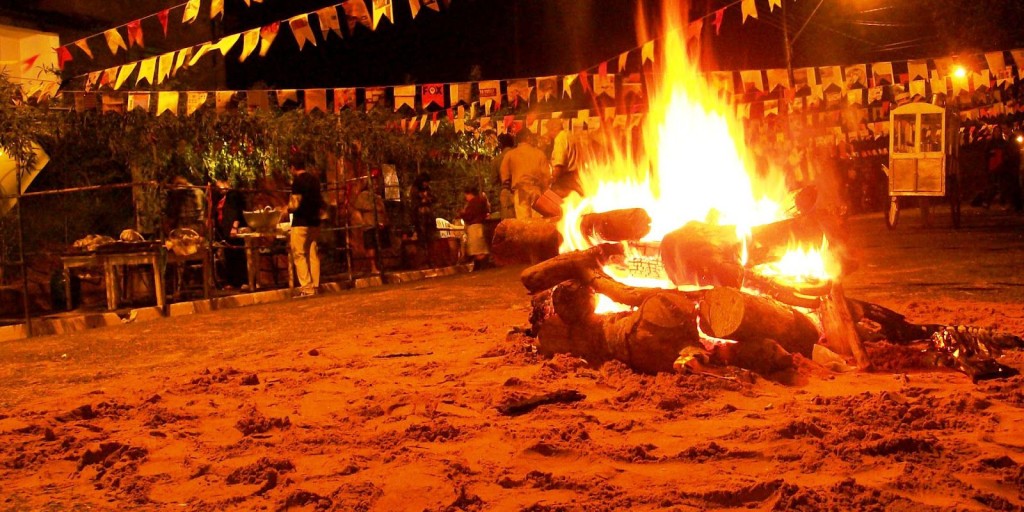 Em tempo de festas juninas, campanha alerta sobre risco de queimaduras