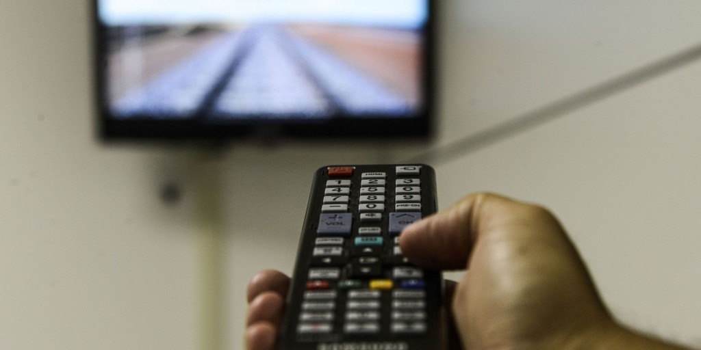 Setor de telecomunicações enfrenta desafios 25 anos após privatização