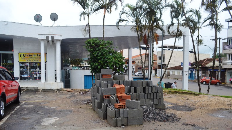 RISCO DE DENGUE PODE ESTAR NO QUINTAL DE CASA OU NO PÁTIO DA RODOVIÁRIA