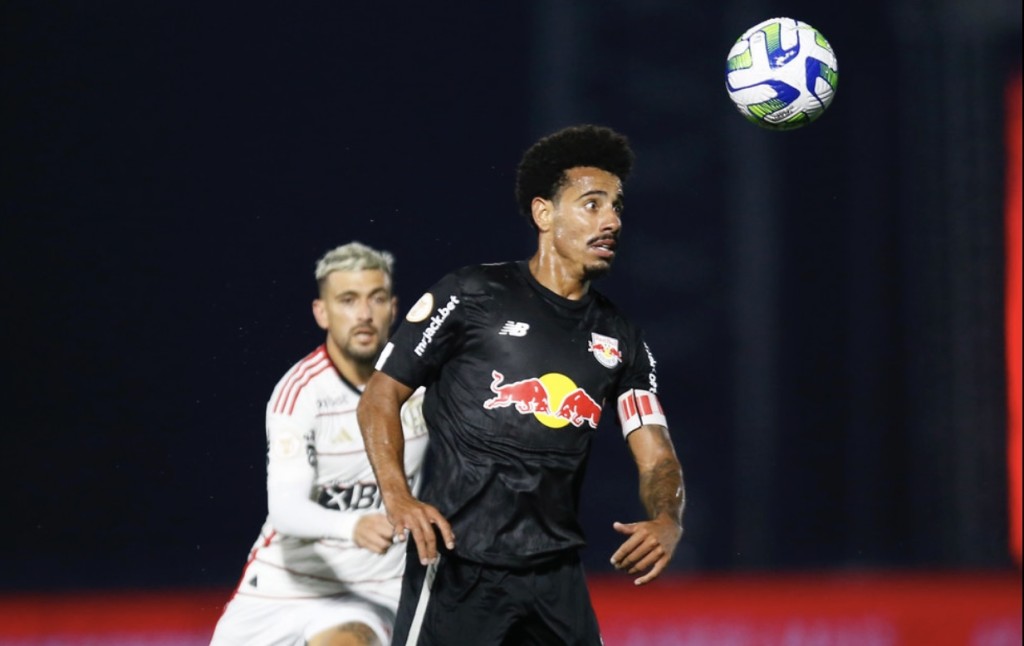 Bragantino goleia o Flamengo por 4 x 0 pelo Brasileirão