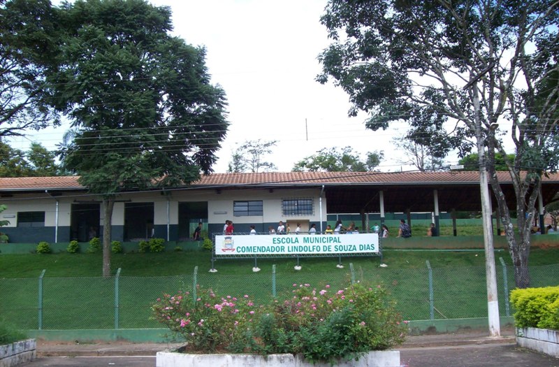 Caso de COVID obriga fechamento da Escola Municipal Comendador Lindolfo de Souza Dias