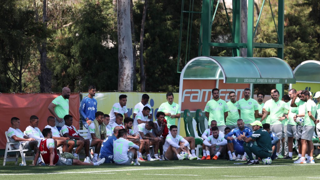 Palmeiras abre semana visando o Goiás; Dudu inicia fisioterapia