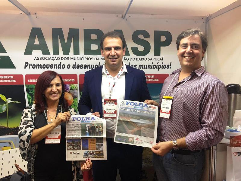 FOLHA MACHADENSE PRESENTE NO CONGRESSO DOS MUNICÍPIOS