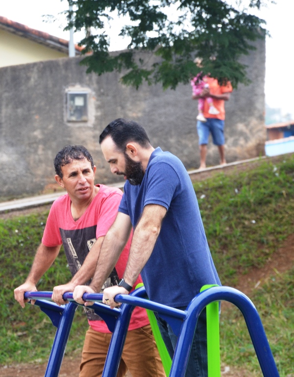 Ulysses Gomes visita Machado
