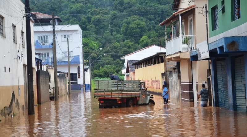 COMERCIANTES TÊM PREJUÍZO NA TRAV. RAMIRO BERNARDES