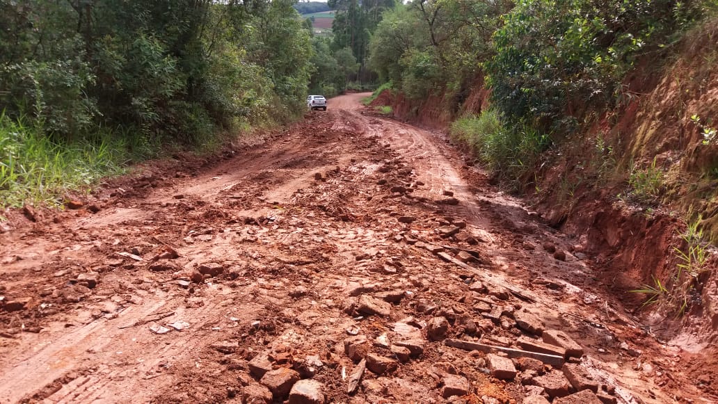 LONGO TRABALHO PELA FRENTE