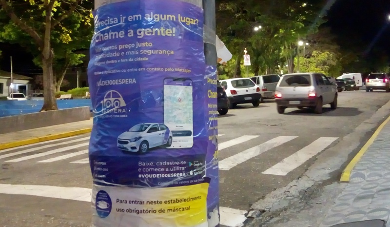 FISCALIZAÇÃO DA PREFEITURA PRECISA COLOCAR FIM À 'FARRA' DO POSTE