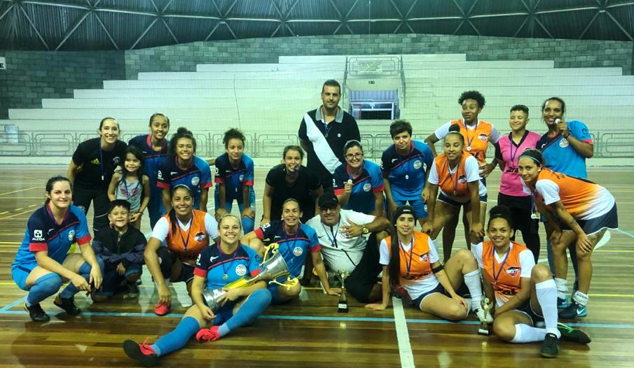 FUTSAL FEMININO É VICE-CAMPEÃO EM POÇOS DE CALDAS