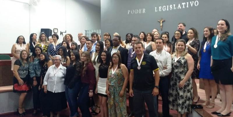 ROTARACT CLUB HOMENAGEIA PROFESSORES