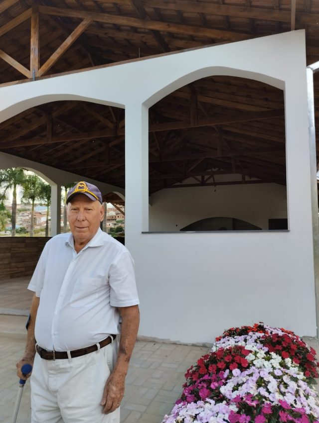 José Caixeta inaugura novo espaço para festas e rodas de violeiros