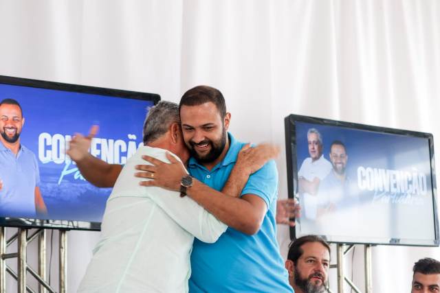 Convenção reúne diferentes forças políticas em torno do nome de Maycon Willian