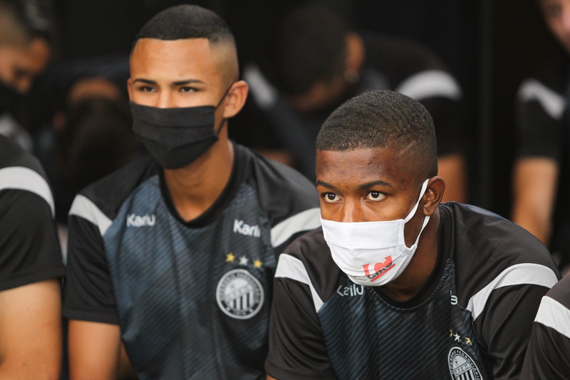 EM PONTA GROSSA, LUCAS NEGUEBA SE INTEGRA AO GRUPO QUE VAI DISPUTAR A COPINHA