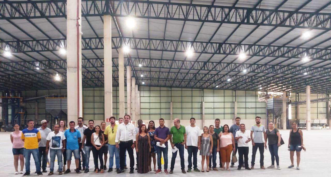EMPRESÁRIOS CONHECEM INSTALAÇÕES DA 'EISA'